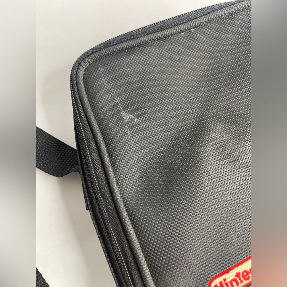 Vintage 90s Y2K Nintendo Game Boy System Gameboy Bag Carrying Case with Strap - Picture 3 of 7